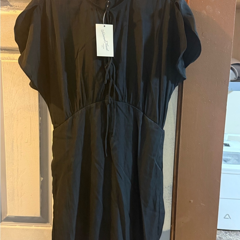 Universal Thread Black Midi Dress with pockets